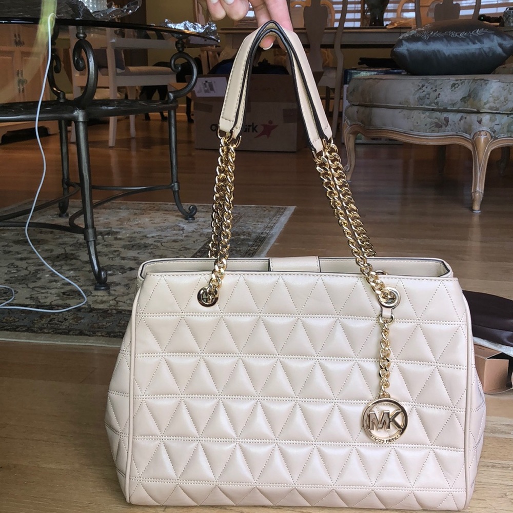 Michael Kors Leather Purse